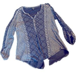 Lucky Brand long sleeve vneck top navy blue boho pattern small